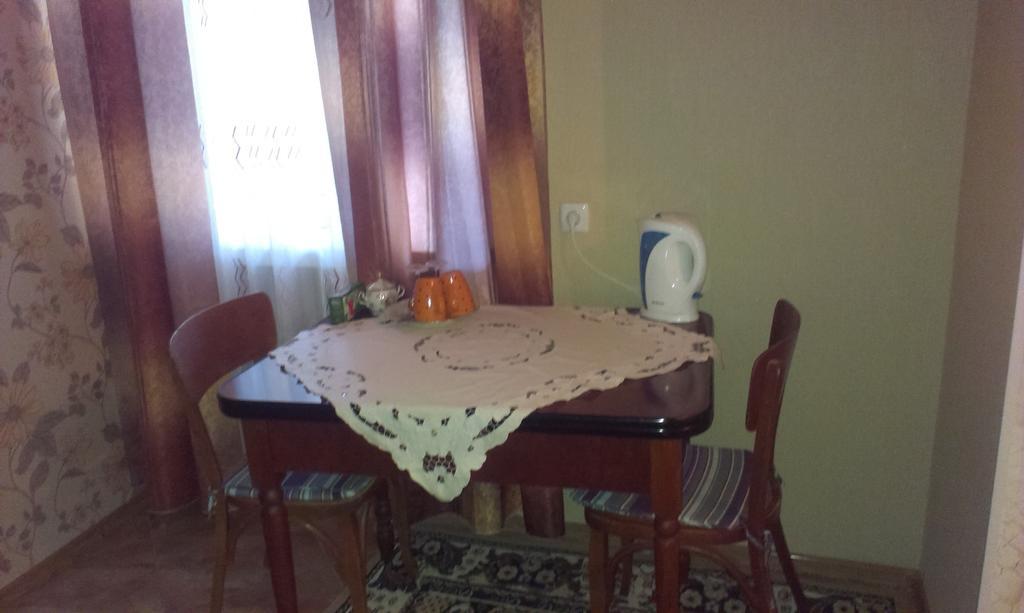 Villa Celebrity Kamianets-Podilskyi Habitación foto